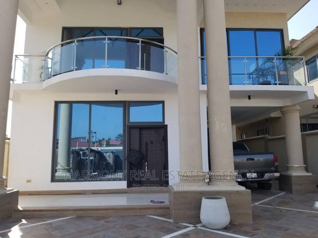 5bdrm House in West Legon for sale · Photo 5