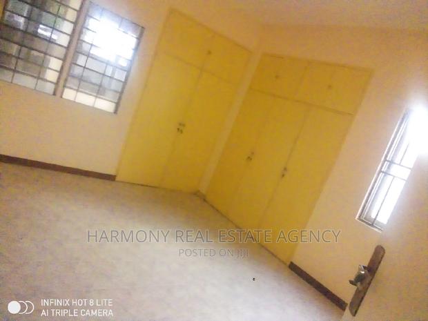 13bdrm House in Dzorwulu for rent · Photo 4