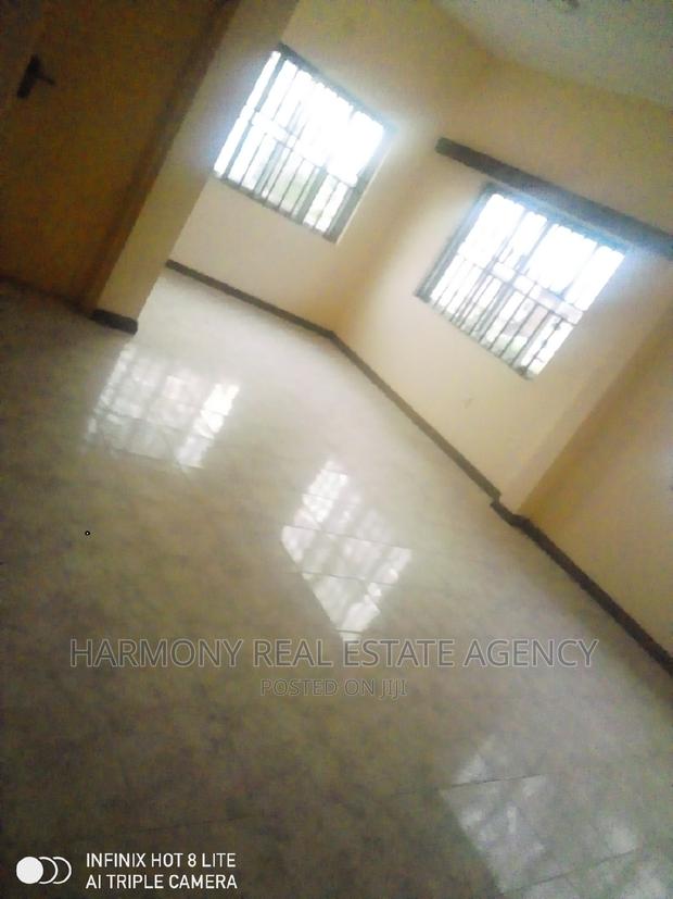 13bdrm House in Dzorwulu for rent · Photo 5