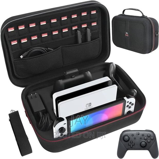 Nintendo Switch Bag · Photo 1