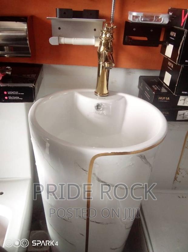 Golden Executive One Piece Wc, Wash Hand Basin and Tap · Photo 3