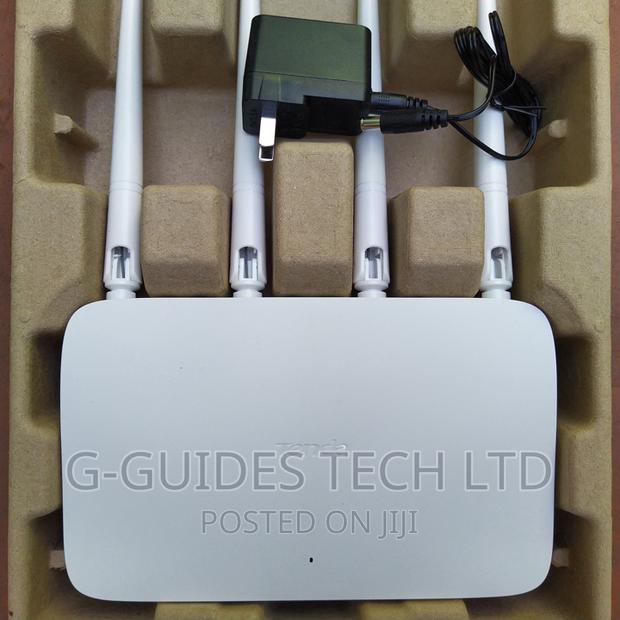 Tenda F6 Wireless N300 Easy Setup Home Router · Photo 4