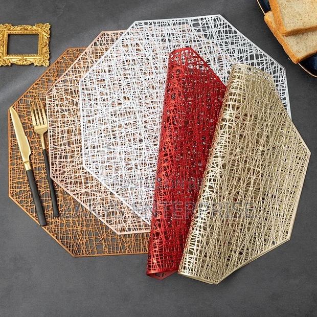 Place Mats 5pcs · Photo 1