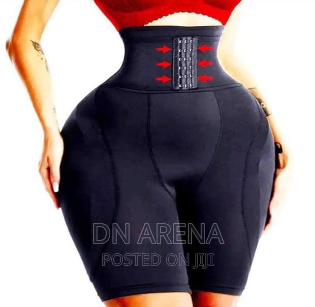 Padded Hips Corset Underwear · Photo 2