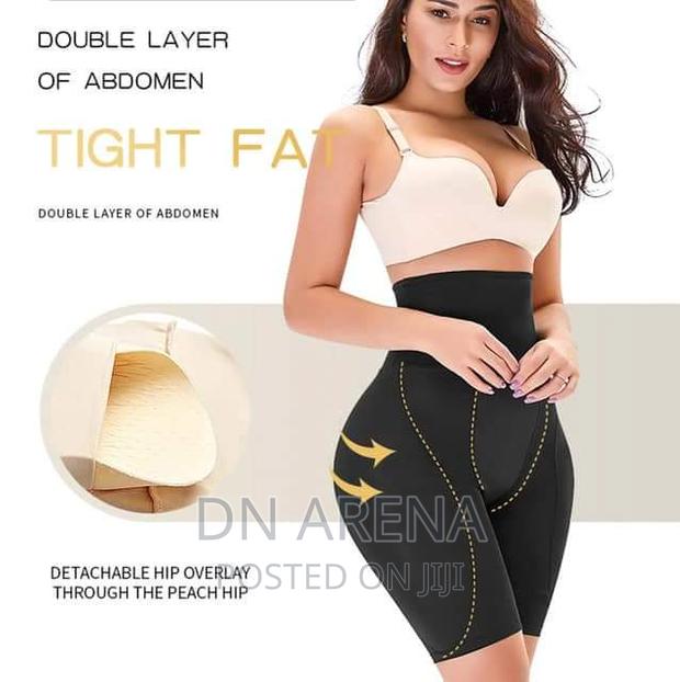 Padded Hips Corset Underwear · Photo 3