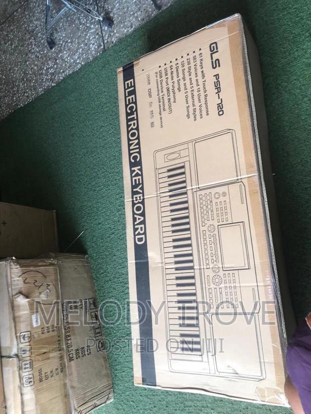 Gls Psr-720 Keyboard · Photo 1