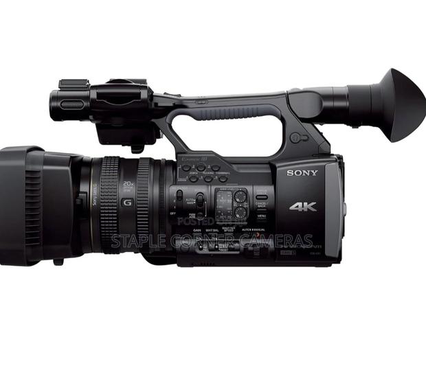 Sony Fdr-ax1e Camcorder · Photo 2