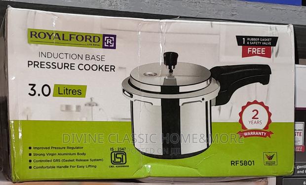 3lit Induction Base Pressure Cooker · Photo 1