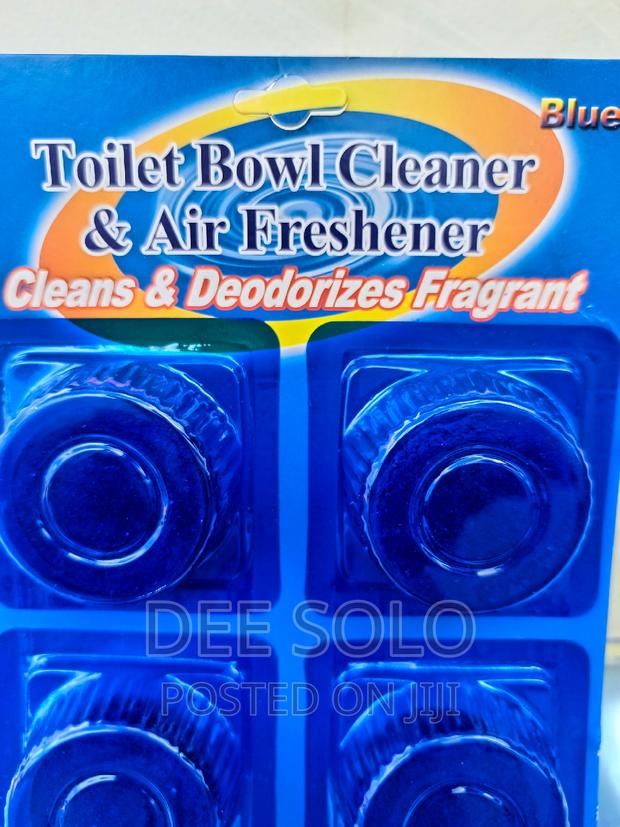 Toilet Bowl Cleaner · Photo 1