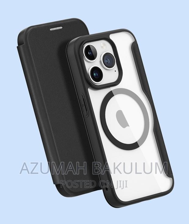 iPhone 14 Pro Max /13 Pro Max Magnetic Magsafe Flip Cover · Photo 1