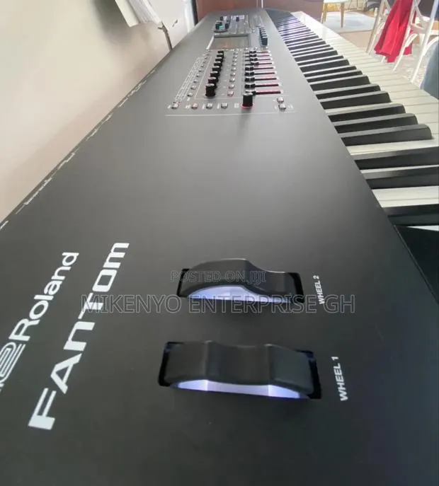 Roland Fantom 8 Synthesizer Keyboard With Free Keyboard Stand