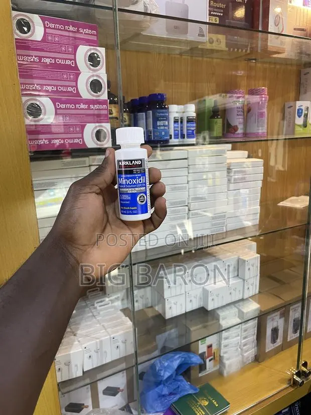 Kirkland Minoxidil · Photo 1