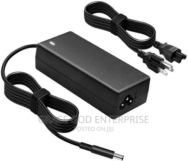 Original Dell Small Pin Charger (45W 65W) · Photo 1