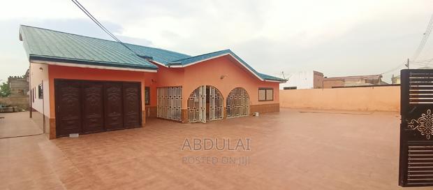 5bdrm House in Dome Pillar 2. Self for rent · Photo 1