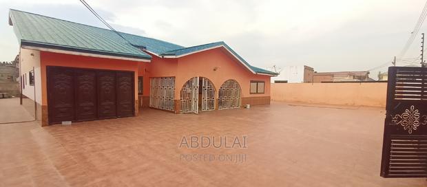 5bdrm House in Dome Pillar 2. Self for rent · Photo 2
