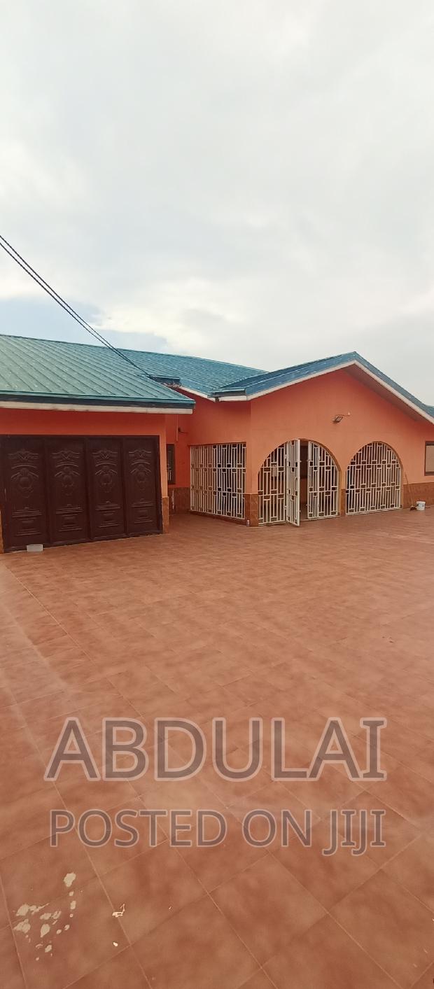 5bdrm House in Dome Pillar 2. Self for rent · Photo 4