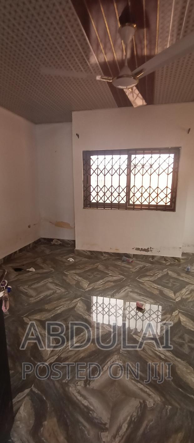 5bdrm House in Dome Pillar 2. Self for rent · Photo 6