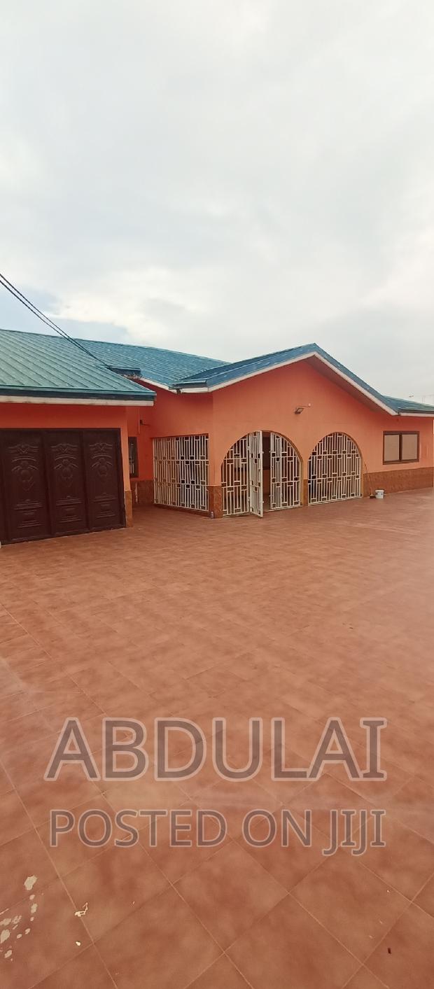 5bdrm House in Dome Pillar 2. Self for rent · Photo 8