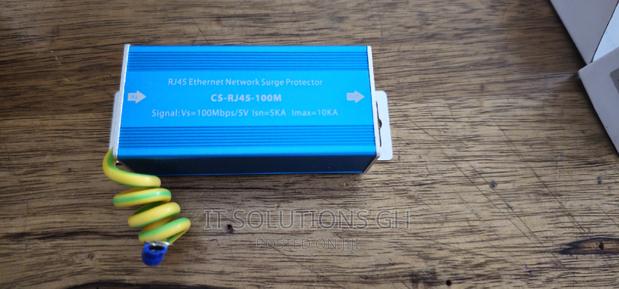 Network Outdoor Lightning Arrestor · Photo 1