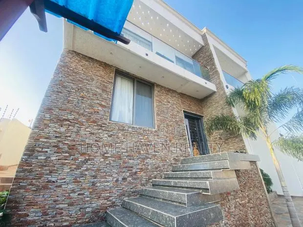 Furnished 3bdrm House in Krokrobite - New, West Hills Mall Area · Photo 4