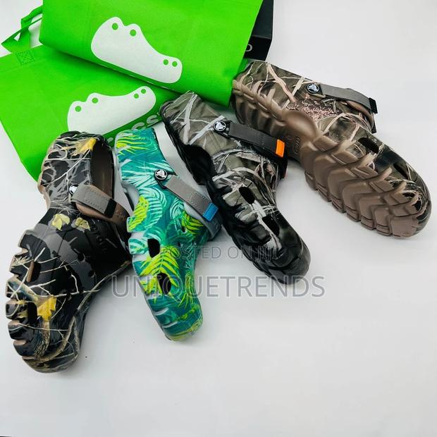 Original Crocks · Photo 4