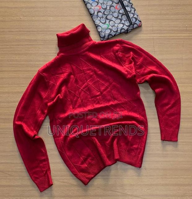 Turtle Neck · Photo 7