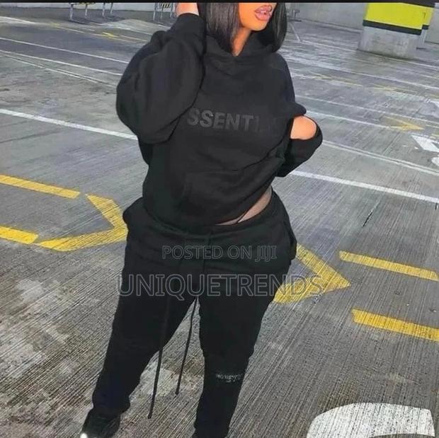 Thick and Quality Essentials Top Down Hoodies · Photo 5