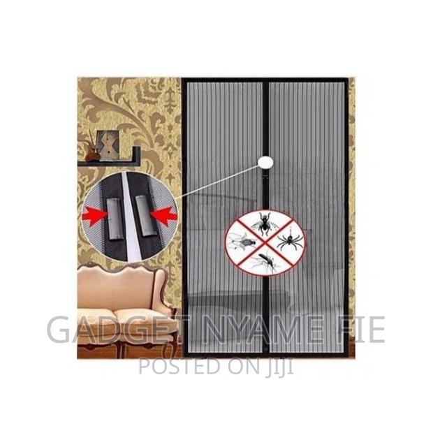 One-and-Half Door Magic Mesh Screen Nets With Magnets-Black · Photo 8