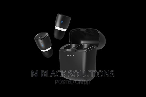 Cambridge Audio Melomania 1+ Earbuds, True Wireless . · Photo 1