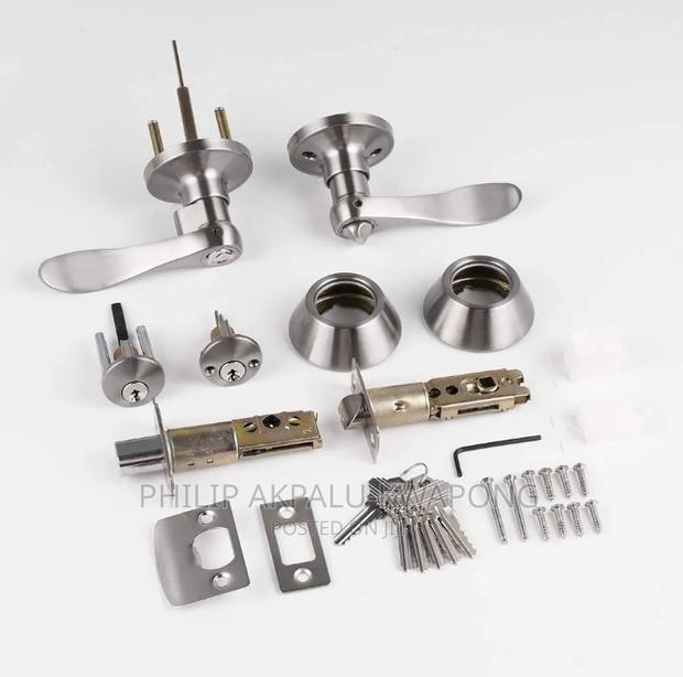 Door Lock Keyed Alike Lockset · Photo 3