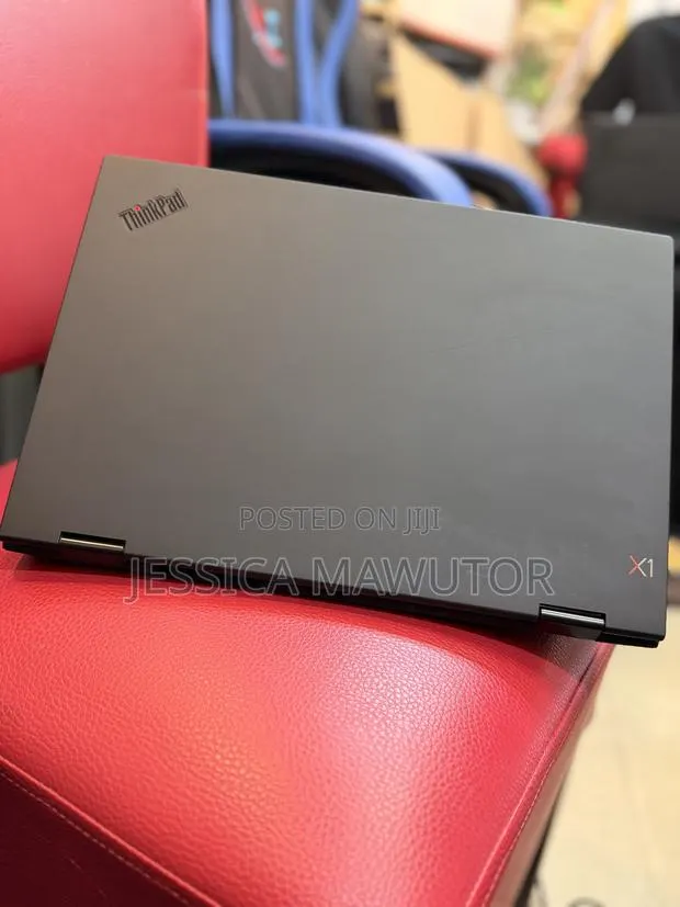 Laptop Lenovo ThinkPad X1 Yoga 16GB Intel Core i7 SSD 512GB · Photo 1