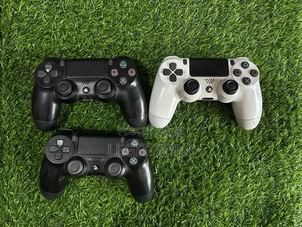 Ps4 Original Home Use Dual Shock Controllers Available · Photo 1