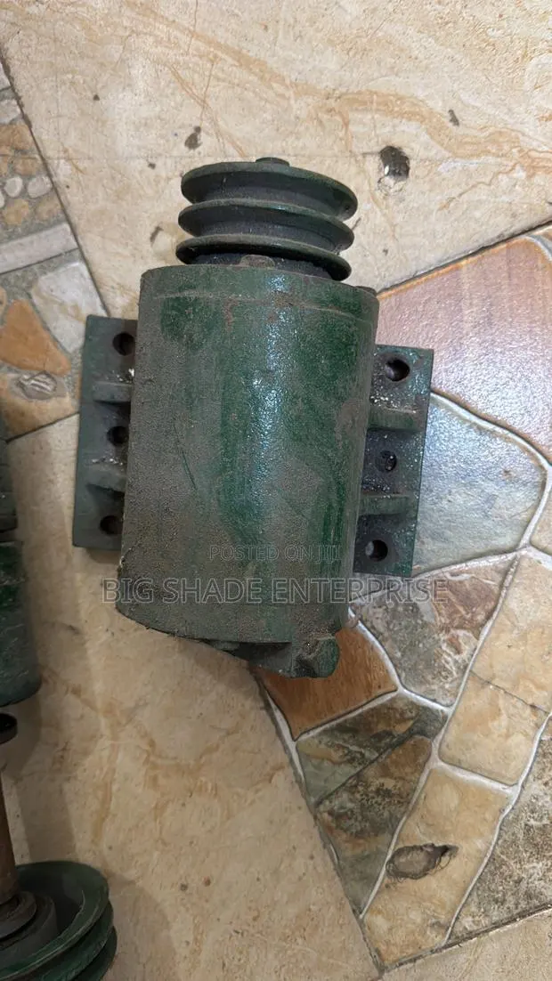 Black Factory and Vibrator Motor · Photo 2