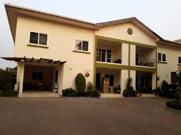 Furnished 4bdrm Condo in Tema Metropolitan for rent · Photo 1