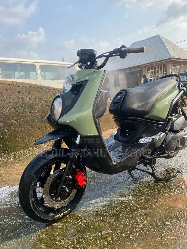 Yamaha 2014 Green · Photo 1