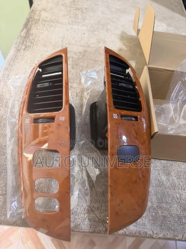 Landcruiser 100 2003 to 2009 Air Conditioning Vent Available · Photo 1
