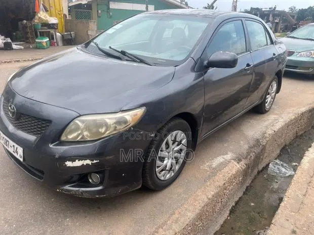 Toyota Corolla 2009 Gray · Photo 1