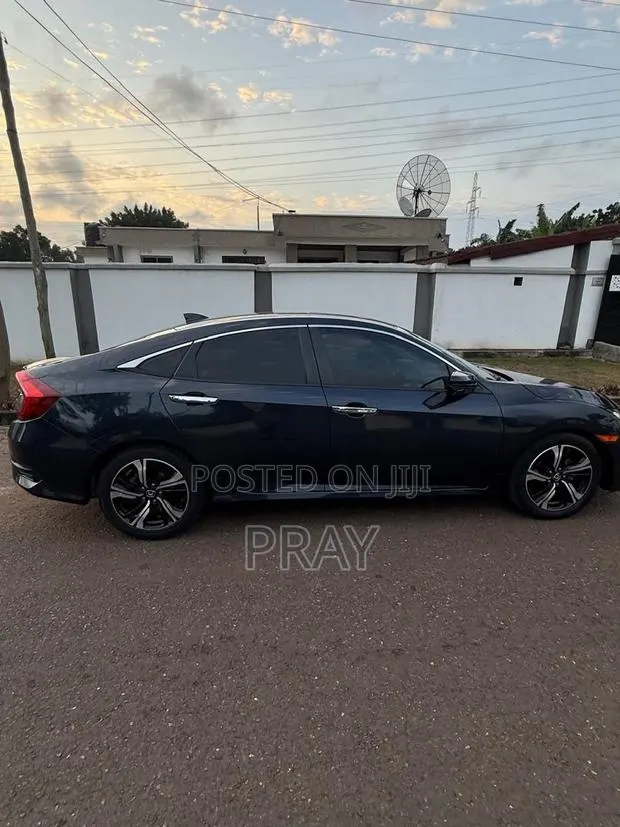 Honda Civic 2016 Blue · Photo 1