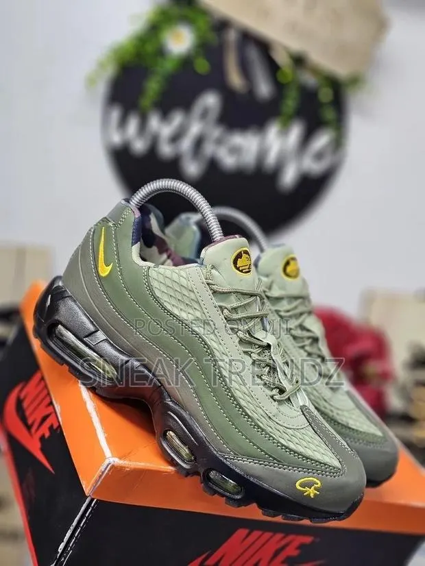 Air Max 95 Nike Green N Black · Photo 1