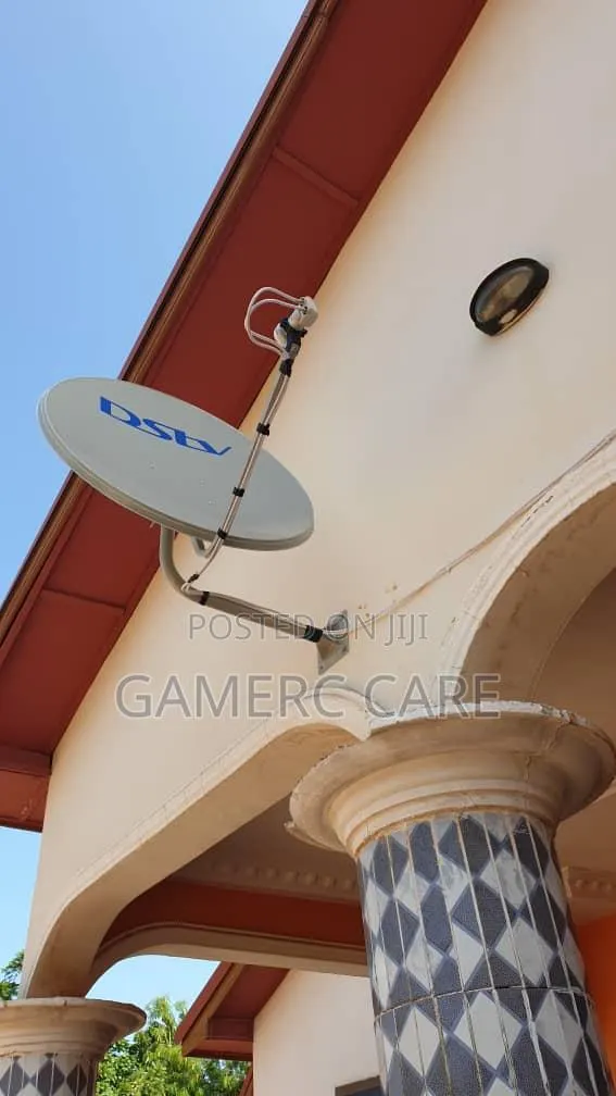 Nana Satellite Installation Bank · Photo 1