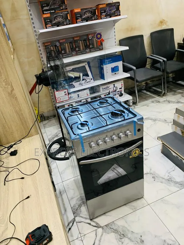 Limited Stock Gas Cooker Oven 4burner 50/50 · Photo 1