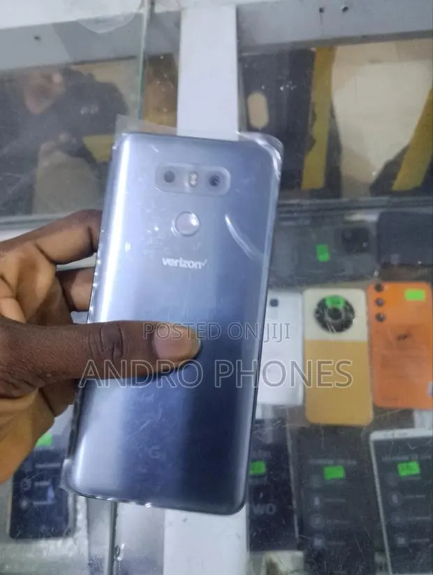LG G6 64 GB Gray · Photo 1