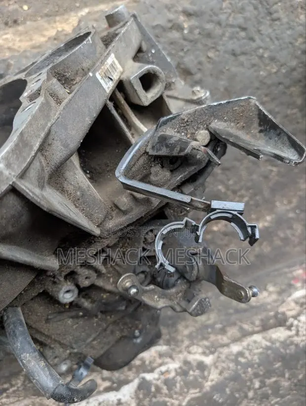 Nissan March Old Model Gear Box Manual · Photo 1