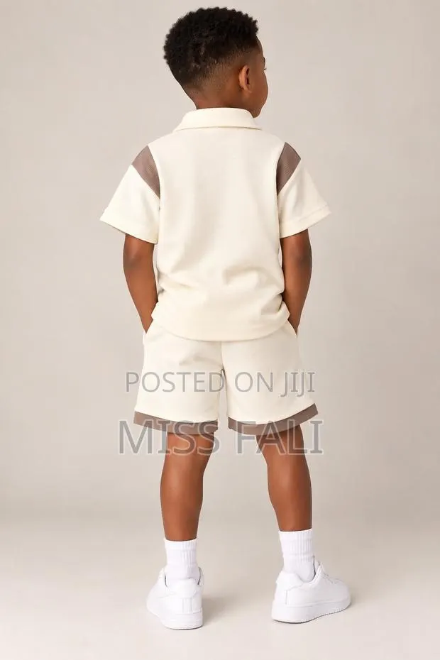 Cream and Cocoa Polo Set. 4-5Years · Photo 2