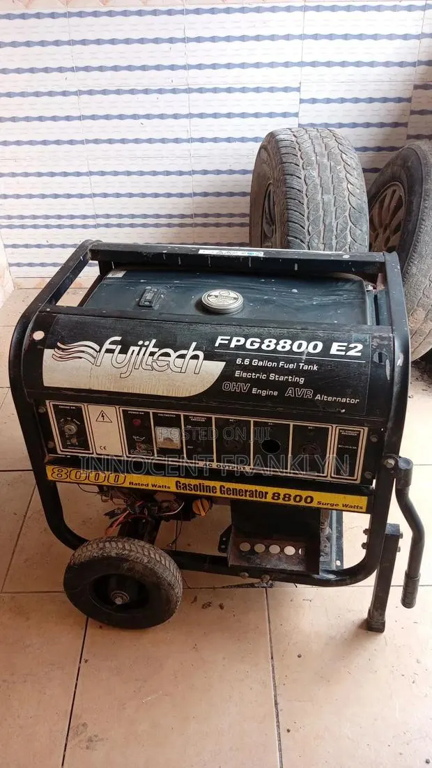 Fujitech FPG8800 E2 Gasoline Generator · Photo 1