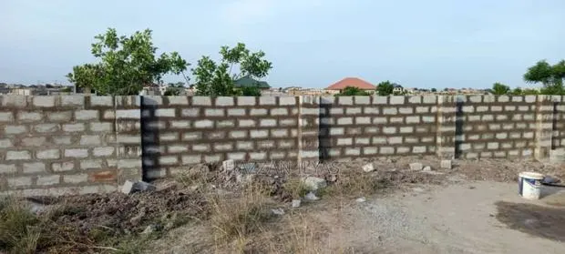 Fence Wall Construction · Photo 1