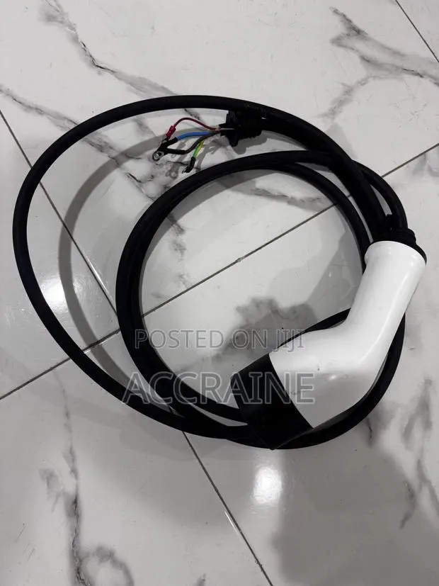 Type 2 Charger Cable · Photo 1