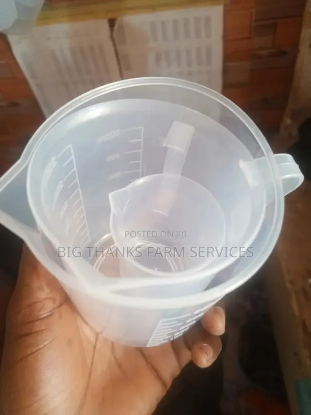 4 In 1 Measuring Cups · Photo 1