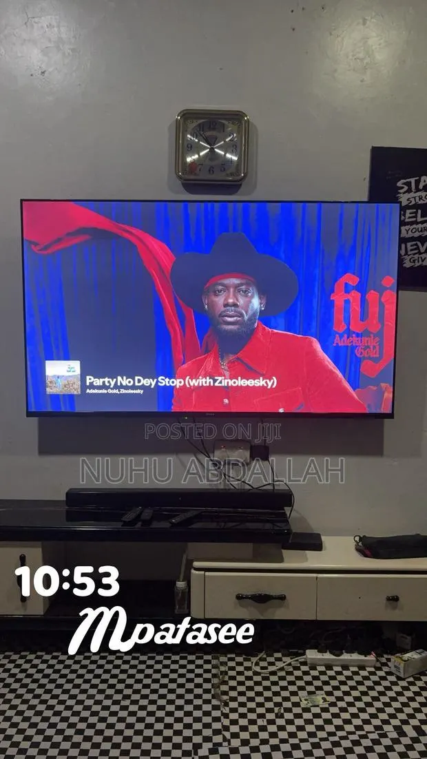 Icona Smart TV 65 Inches · Photo 1