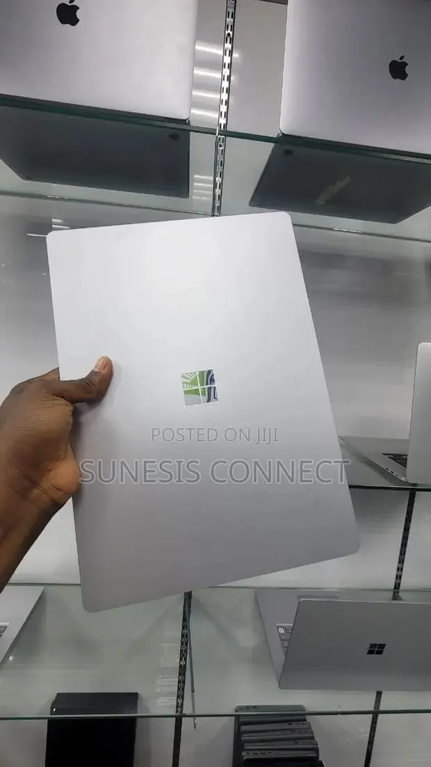 Laptop Microsoft Surface Laptop 3 8GB Intel Core i5 SSD 256GB · Photo 1